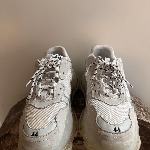 Balenciaga Triple S Sneakers - Picture 3 of 6